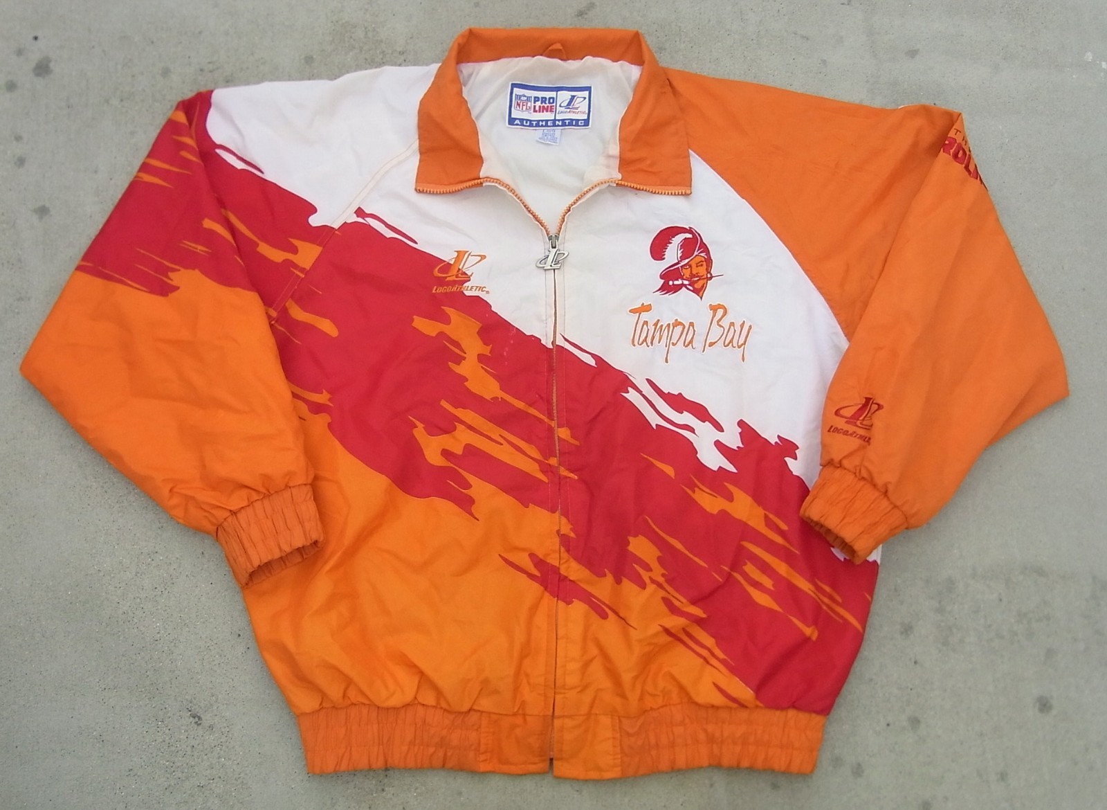 NFLGiants Logo Athletic ナイロン　ヴィンテージ　90s Vtg 90s Logo Athletic Tampa Bay Buccaneers Splash Jacket