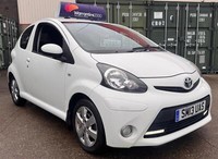 2013 TOYOTA AYGO 3 DOOR HATCHBACK WHITE 1.0 PETEOL 5 SPEED MANUAL