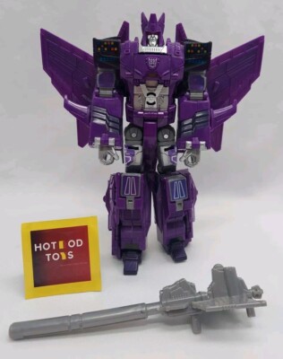 Transformers Combiner Wars Cyclonus 