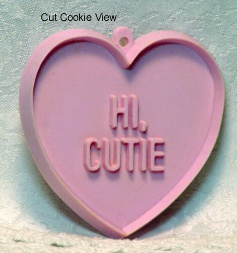 Hallmark Vintage Plastic Cookie Cutter - Hi, Cutie Conversation Heart Valentine 