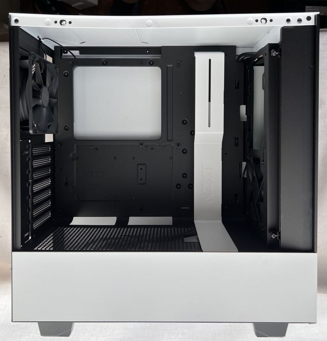 NZXT H510 FLOW Compact ATX Mid-Tower PC Gaming