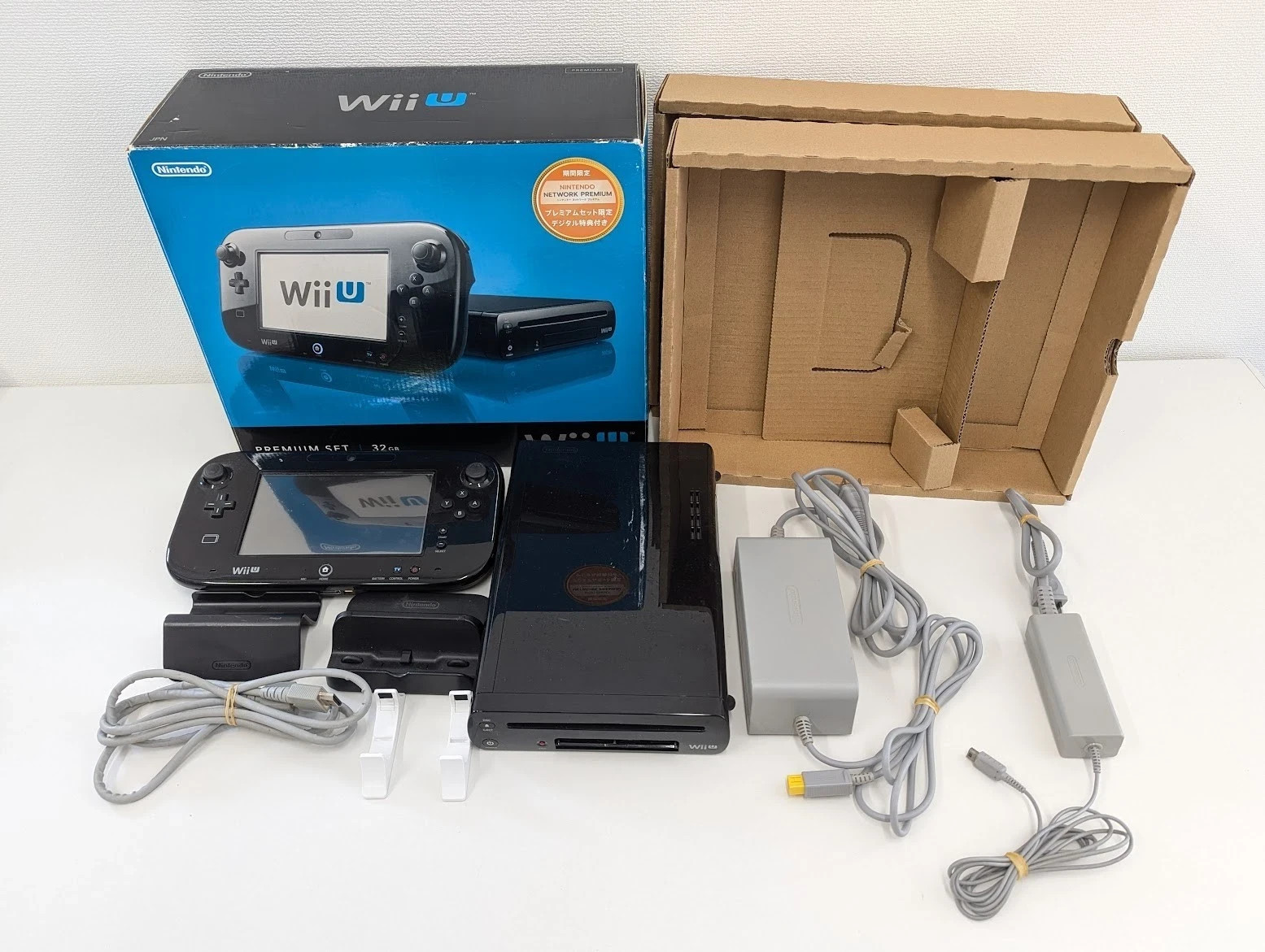 Z430 Nintendo Wii U Black premium set 32GB Console JP WUP-101 USED