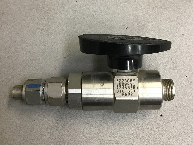 HOKE 7223G8Y 2-way ball valve 1/2" Gyrolok 316 5000 psi (b365)