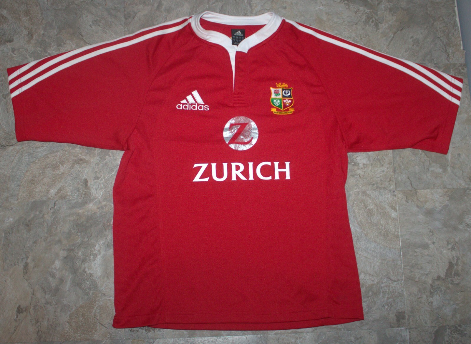 Adidas Men's Soccer Jersey Size Medium New Zealand 2005