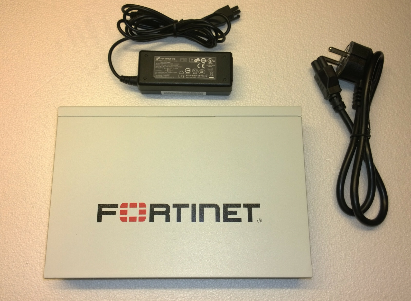 Fortinet Fortigate 60C Firewall VPN Router