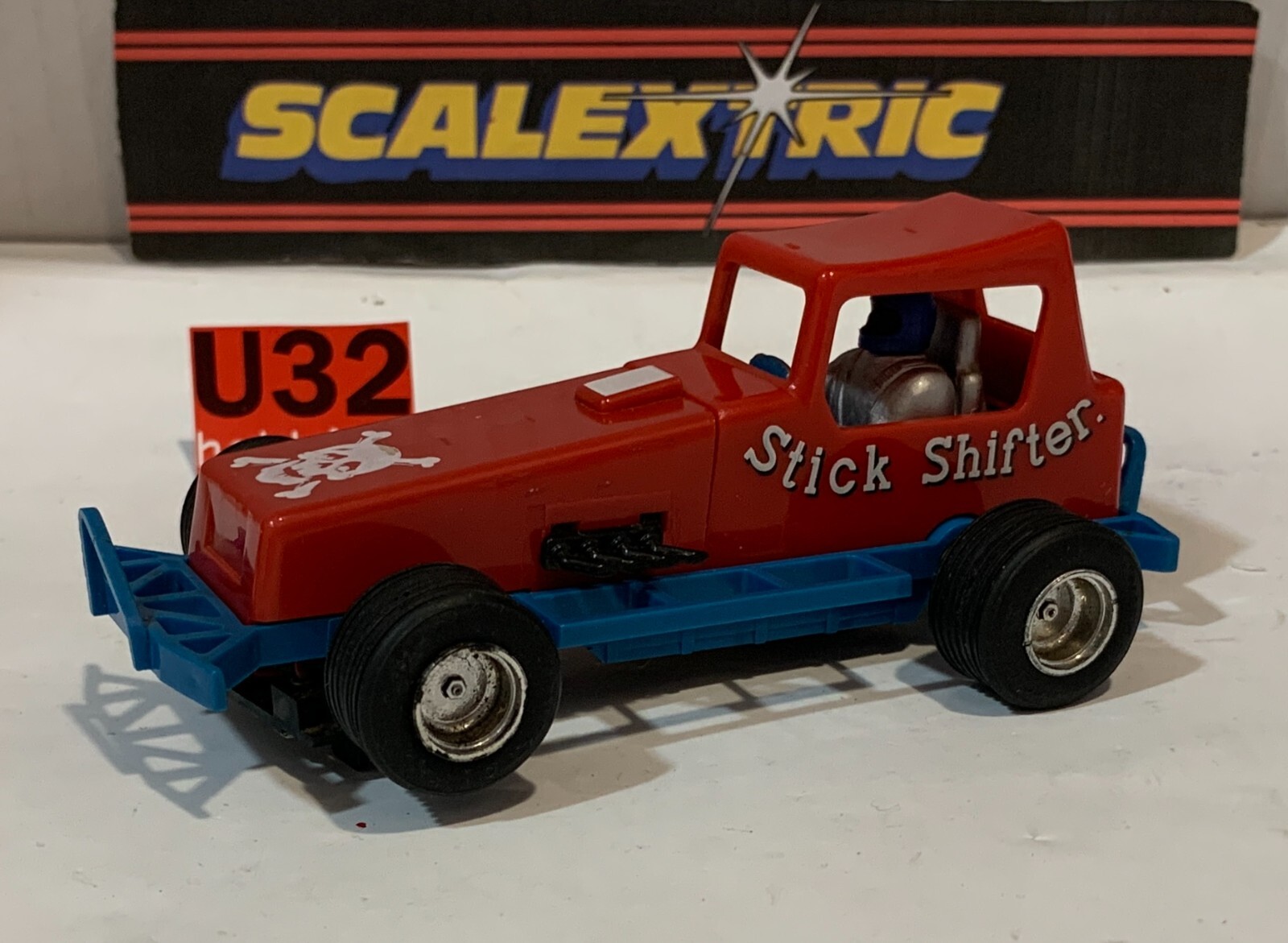 【スロットカー】Scalextric（Hornby）スーパー7（赤） スロットカー】Scalextric（Hornby）スーパー7（赤） - メルカリ