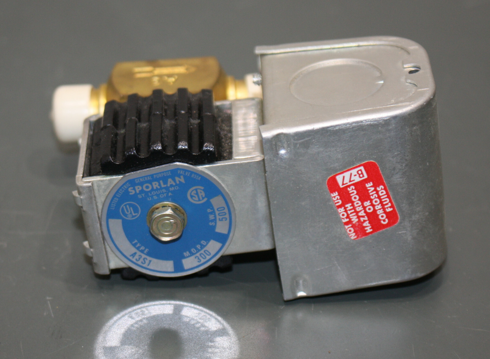 Sporlan Solenoid Valve A3S1, Coil MKC-1, 120V AC, 1/4