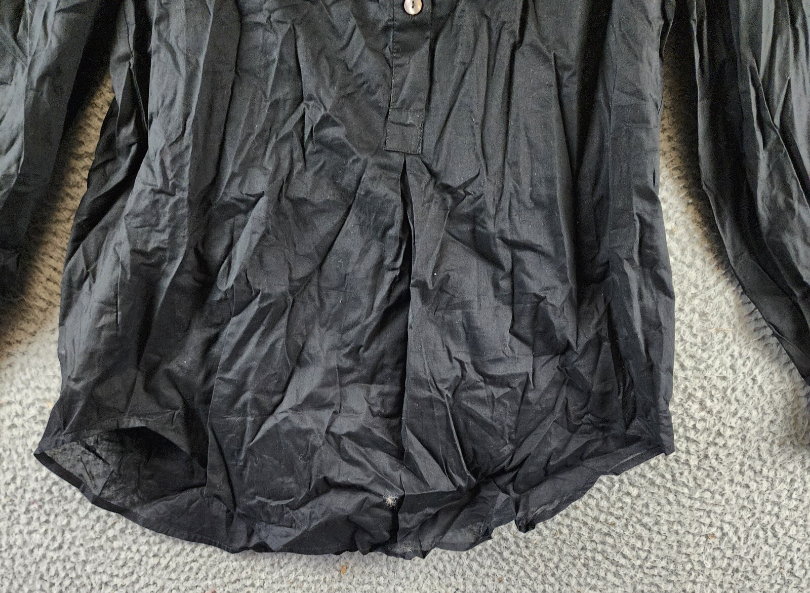 Tuckernuck The Teagan Popover Top Women's XS Black Rounded Hem Button Closure - Picture 3 of 13