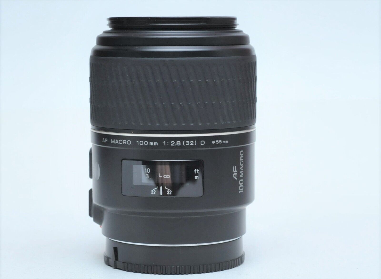 Minolta AF 100mm F/2.8 D 1:1 Macro Lens For Sony DSLR A Minolta AF 100mm F/2.8 D 1:1 Macro Lens For Sony DSLR A