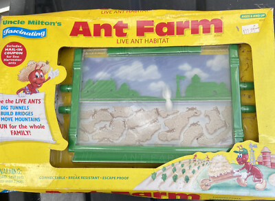 Uncle Milton's Ant Farm Connectable Break Resistant Escape Proof Vintage 2006