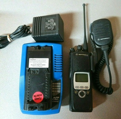 Motorola XTS5000 700/800 MHz Model II P25 Radio H18UCF9PW6AN with ACT Charger. Buy it now for 189.99