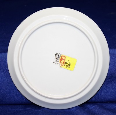 Lenox Raised Scroll Decorative Plate w/ Gold Trim