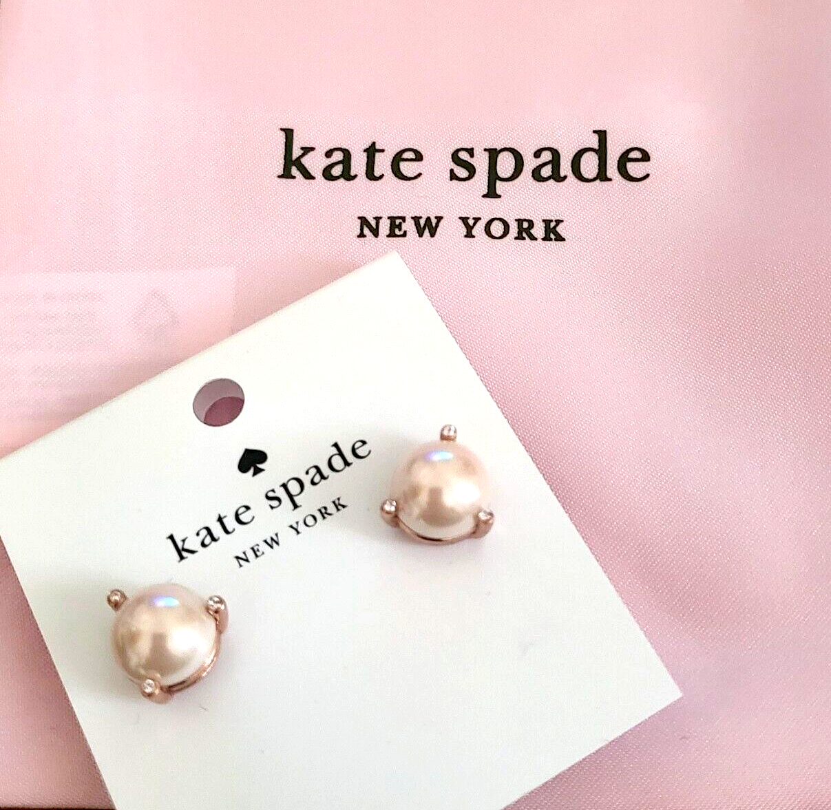 Kate Spade クリームとゴールドのパールスタッドイヤリング Amazon.com: Kate Spade New York Rise and Shine Pearl Studs