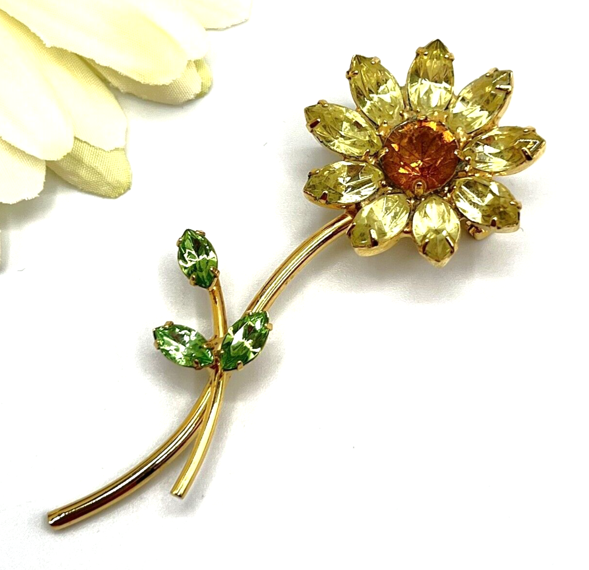 Vtg Yellow Rhinestone Stemmed Daisy Flower Power Retro