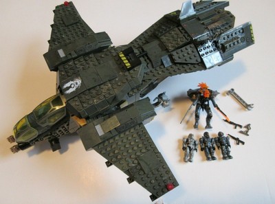 halo mega construx pelican