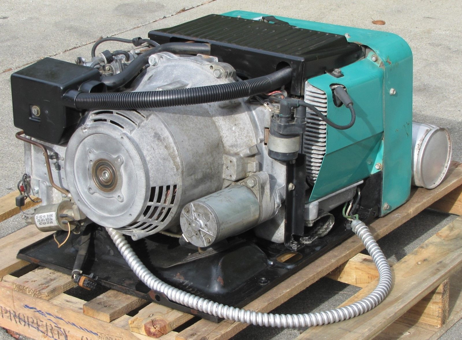 Cummins Onan Emerald Plus GenSet 4000 Watt RV Generator 4 kW