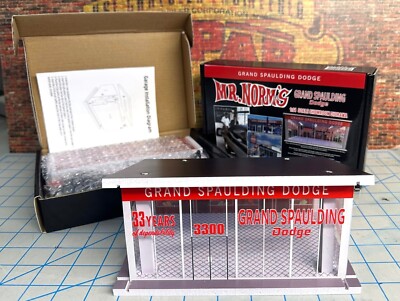 1/64 SCALE, MR. NORMS GRAND SPAULDING DODGE SHOWROOM DIORAMA !