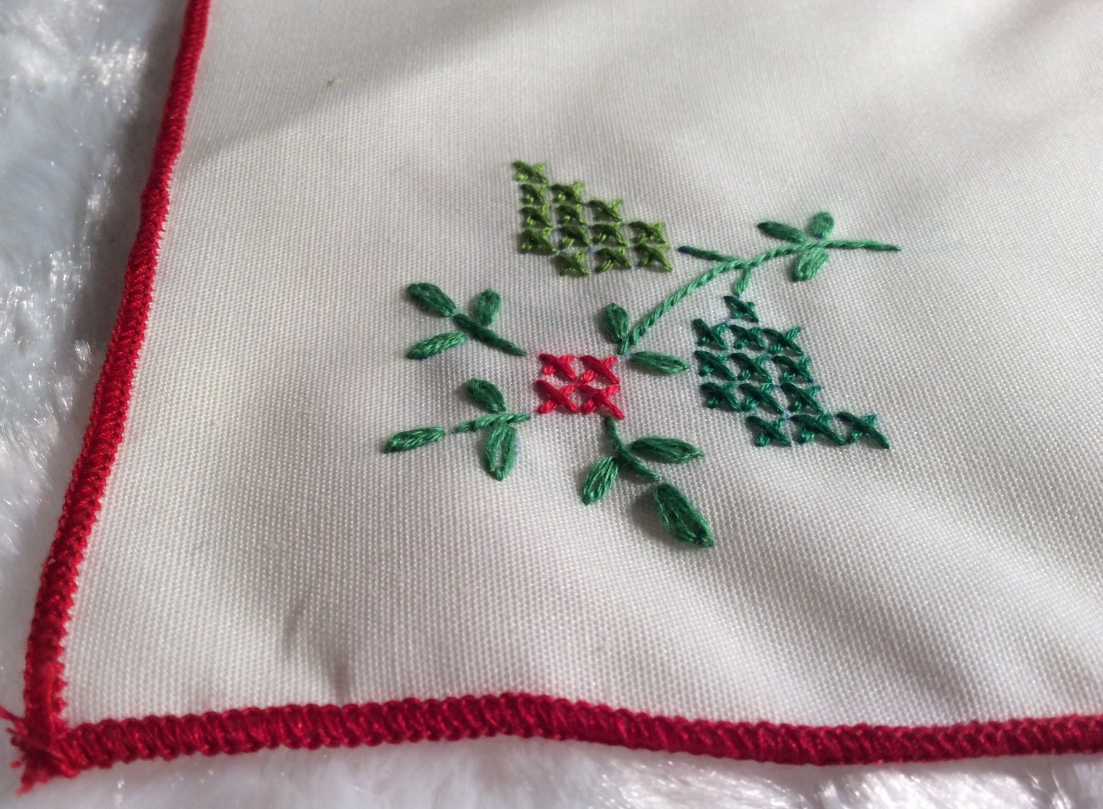Vintage Linen Embroidered Table Napkins Cream, Red, & Green - 8 Total - Nice!