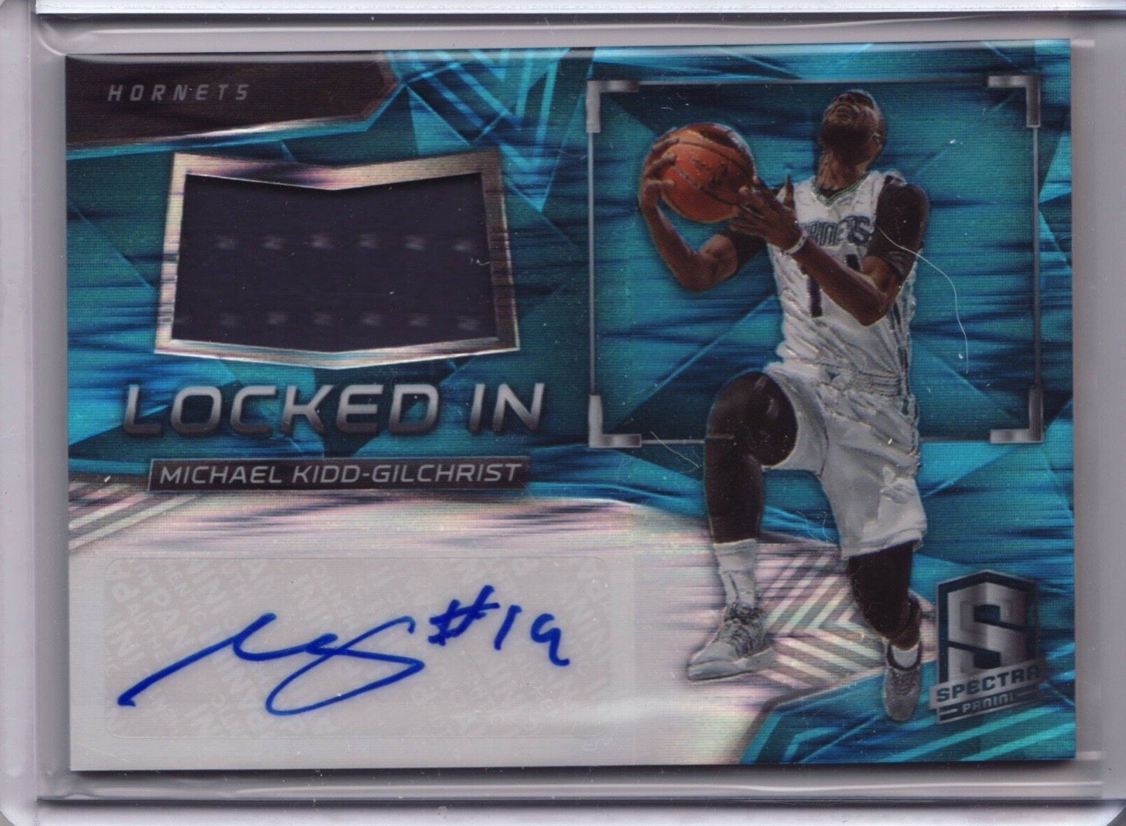 2016-17 Panini Spectra Michael Kidd-Gilchrist Game Worn 2016-17 Panini Spectra Michael Kidd-Gilchrist Game Worn