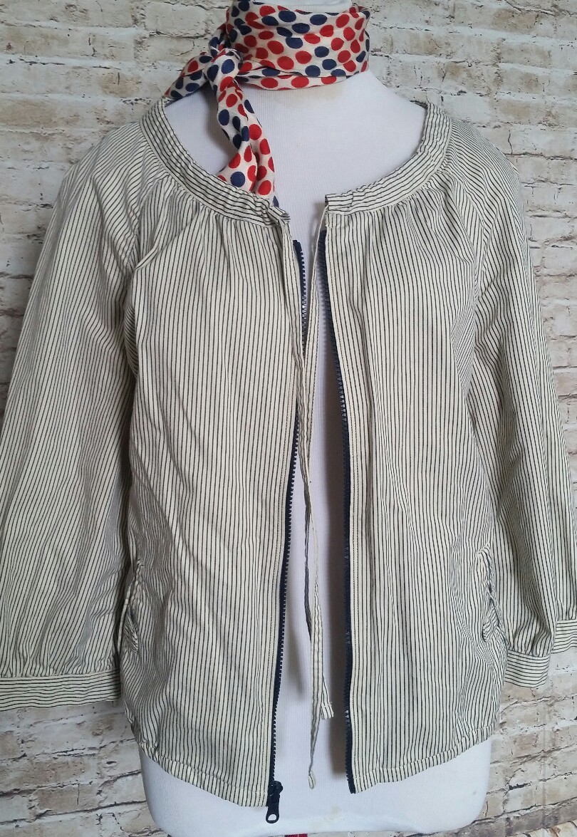 WOMEN'S JACKET SIZE LARGE LADIES PULL STRING NECK ZIP DOWN FRONT POCKETS BY GAP