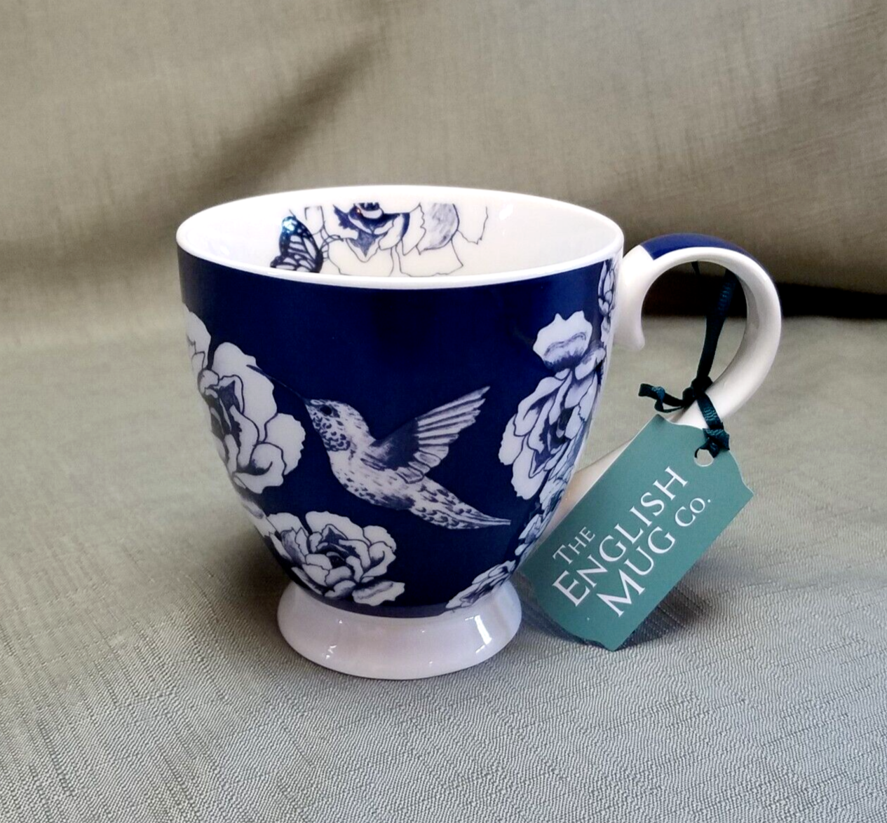 The English Mug Co. Toile Blue White Floral Hummingbird Footed Coffee Mug 4”