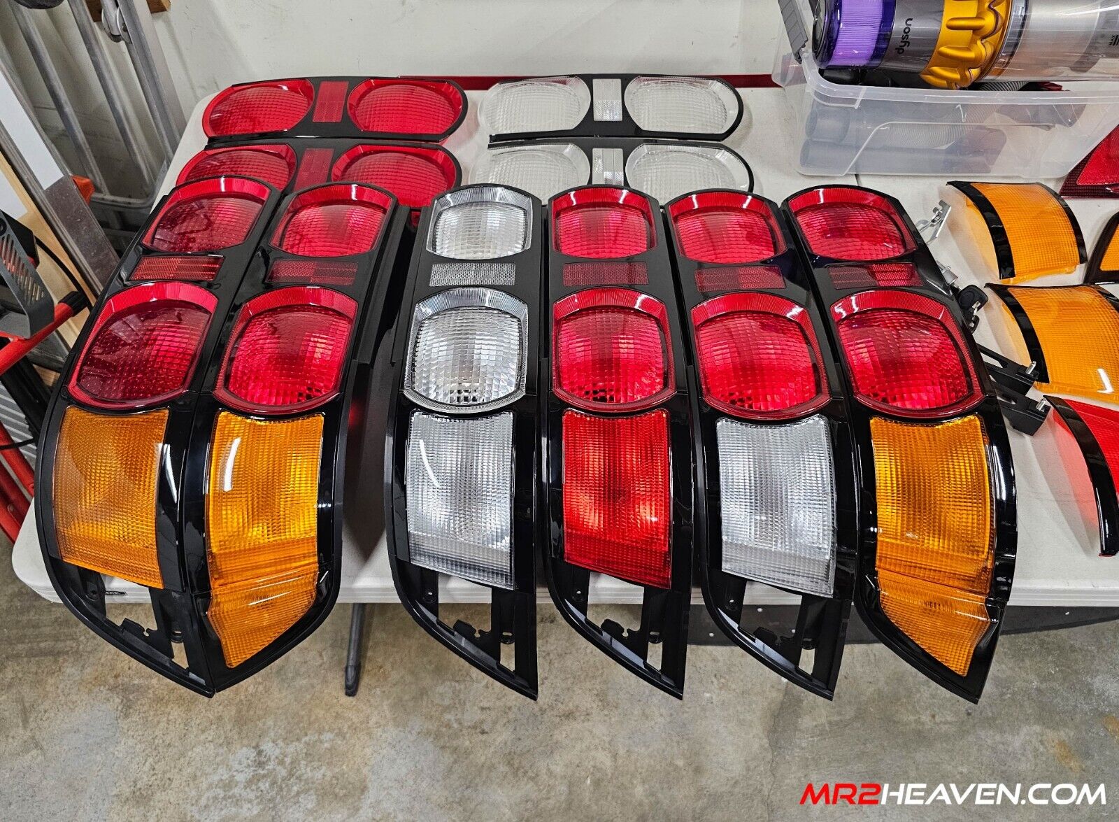Reproduction 1991-1998 Toyota MR2 Kouki Tail Lights - JDM Version - FULL KIT Reproduction 1991-1998 Toyota MR2 Kouki Tail Lights - JDM Version - FULL KIT