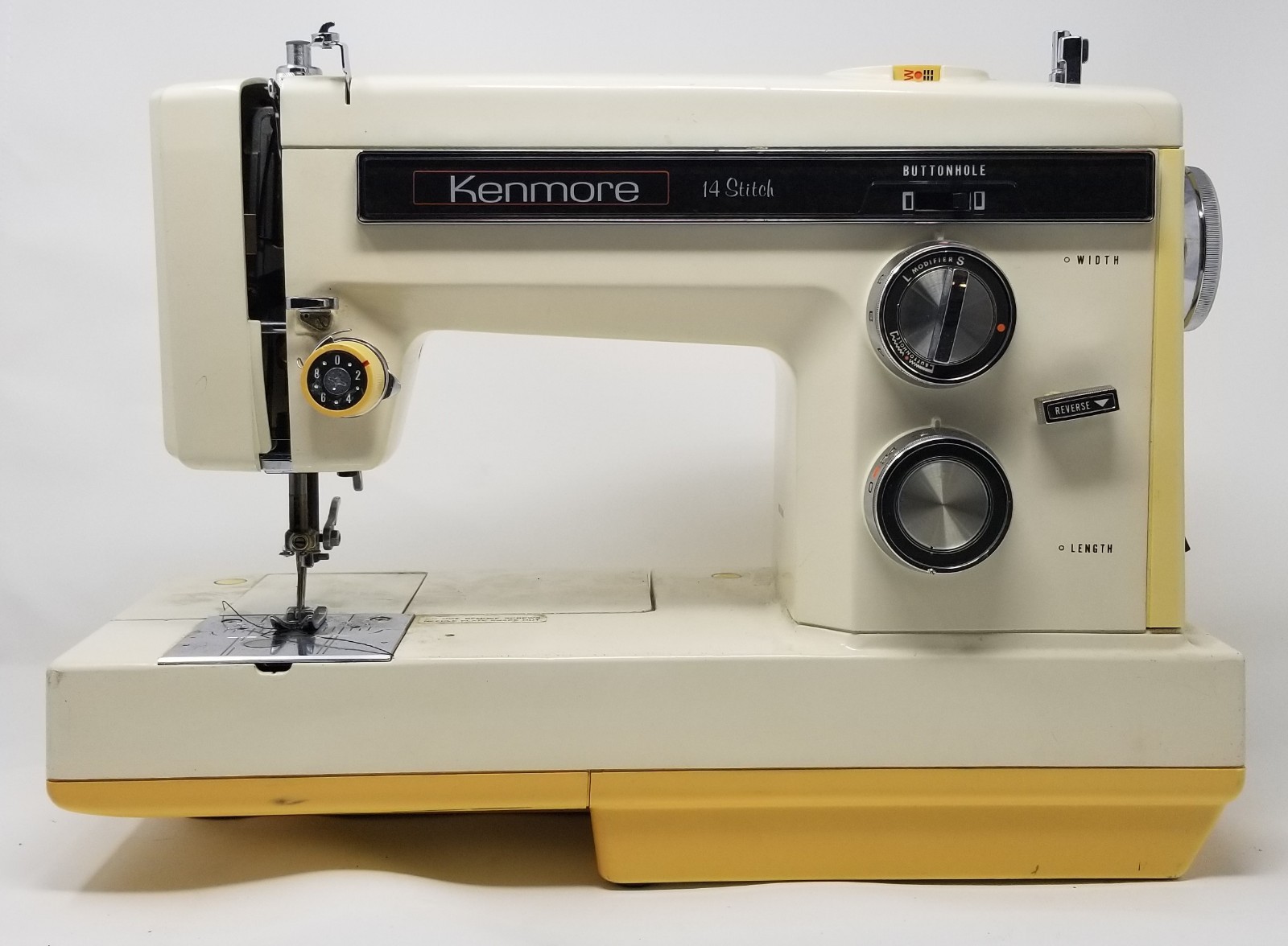 VINTAGE Kenmore 14-Stitch 158.14000 Heavy Duty Metal Sewing Machine W/ Extras