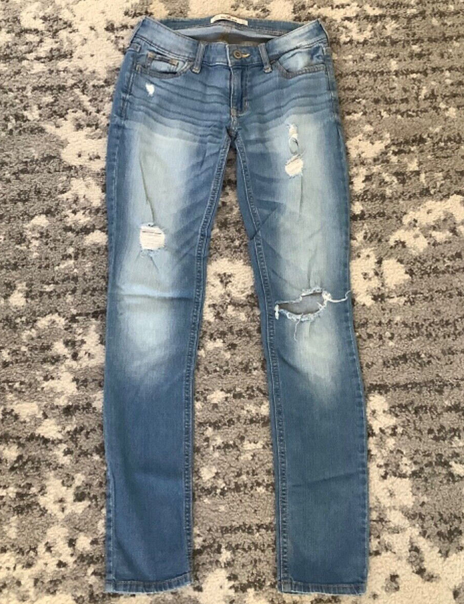 Hollister スキニージーンズ W23 L29 Hollister Jeans Size 00S W23 L29 Stretch light wash skinny