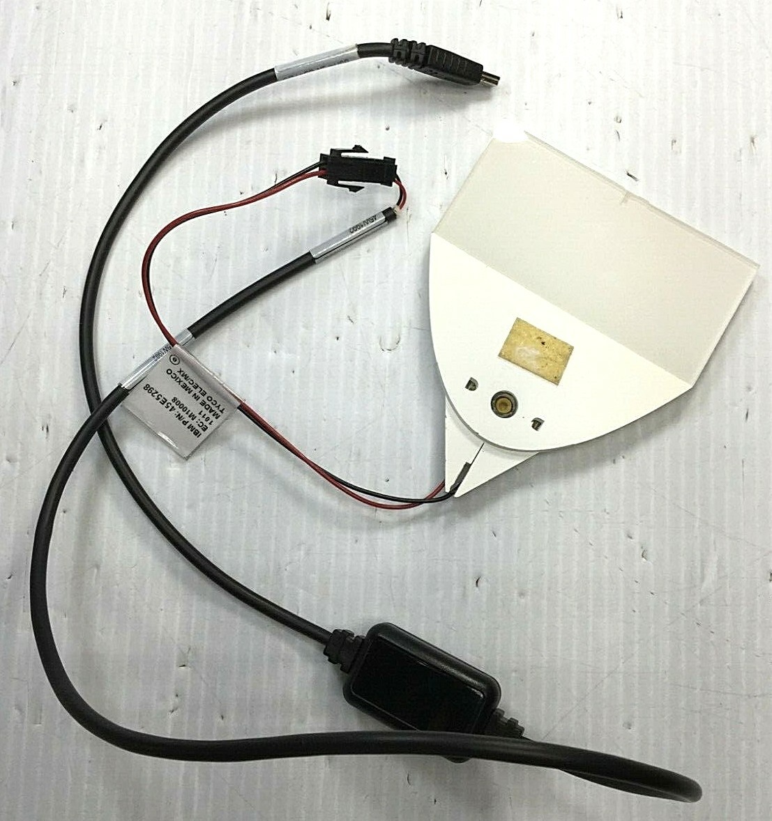 IBM 45E6548 45E5298 45W1992 SPARE LED LIGHT PIPE