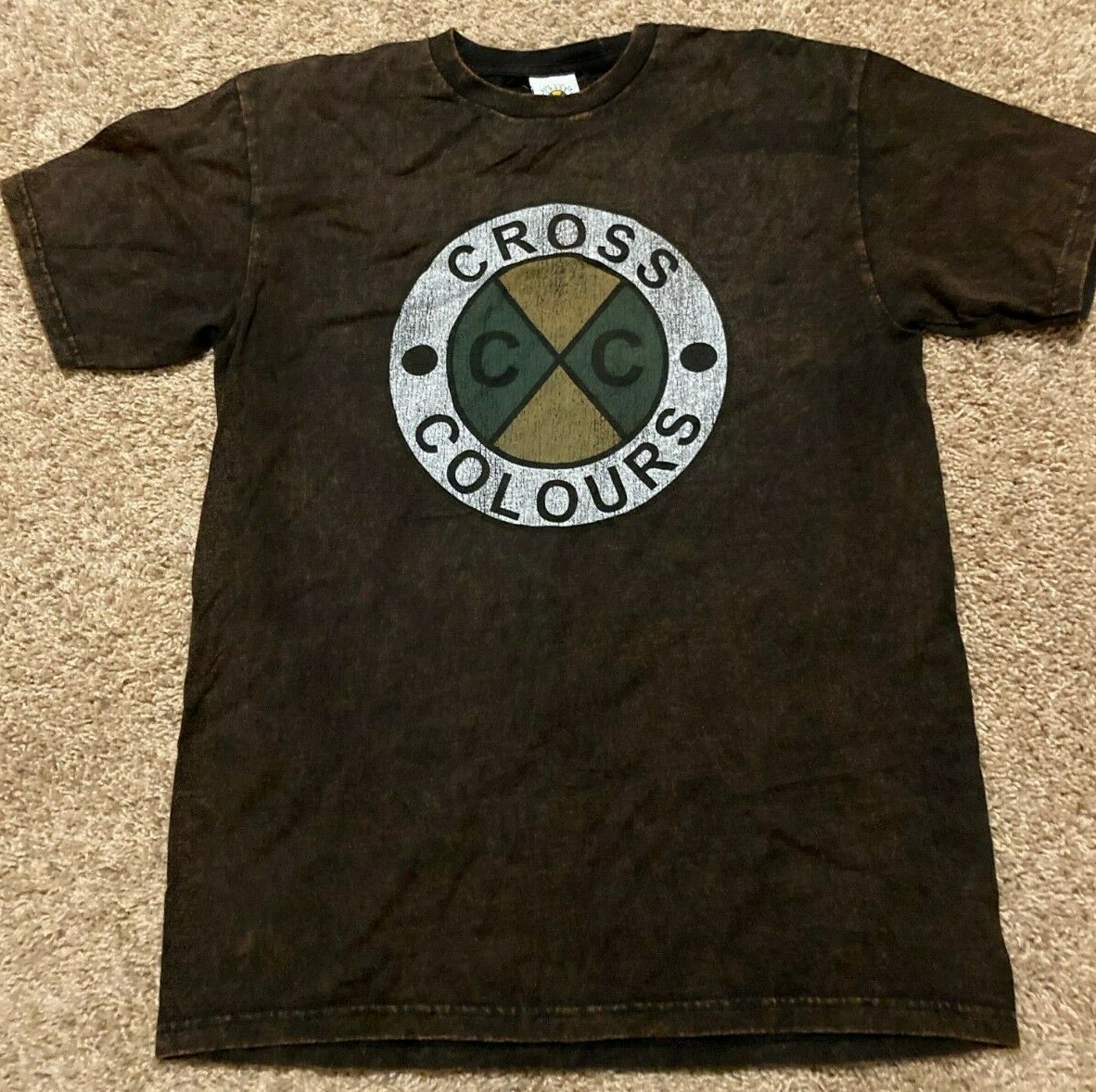 

НОВАЯ мужская футболка Medium Cross Colors Logo C/C Black Rust New с бирками, Черный