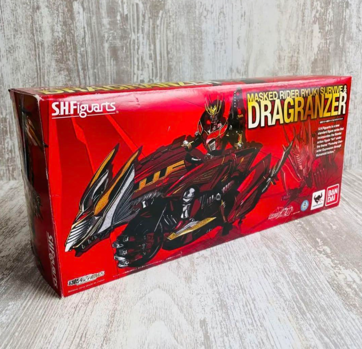 Masked Kamen Rider Ryuki Survive & DRAGRANZER S.H.Figuarts