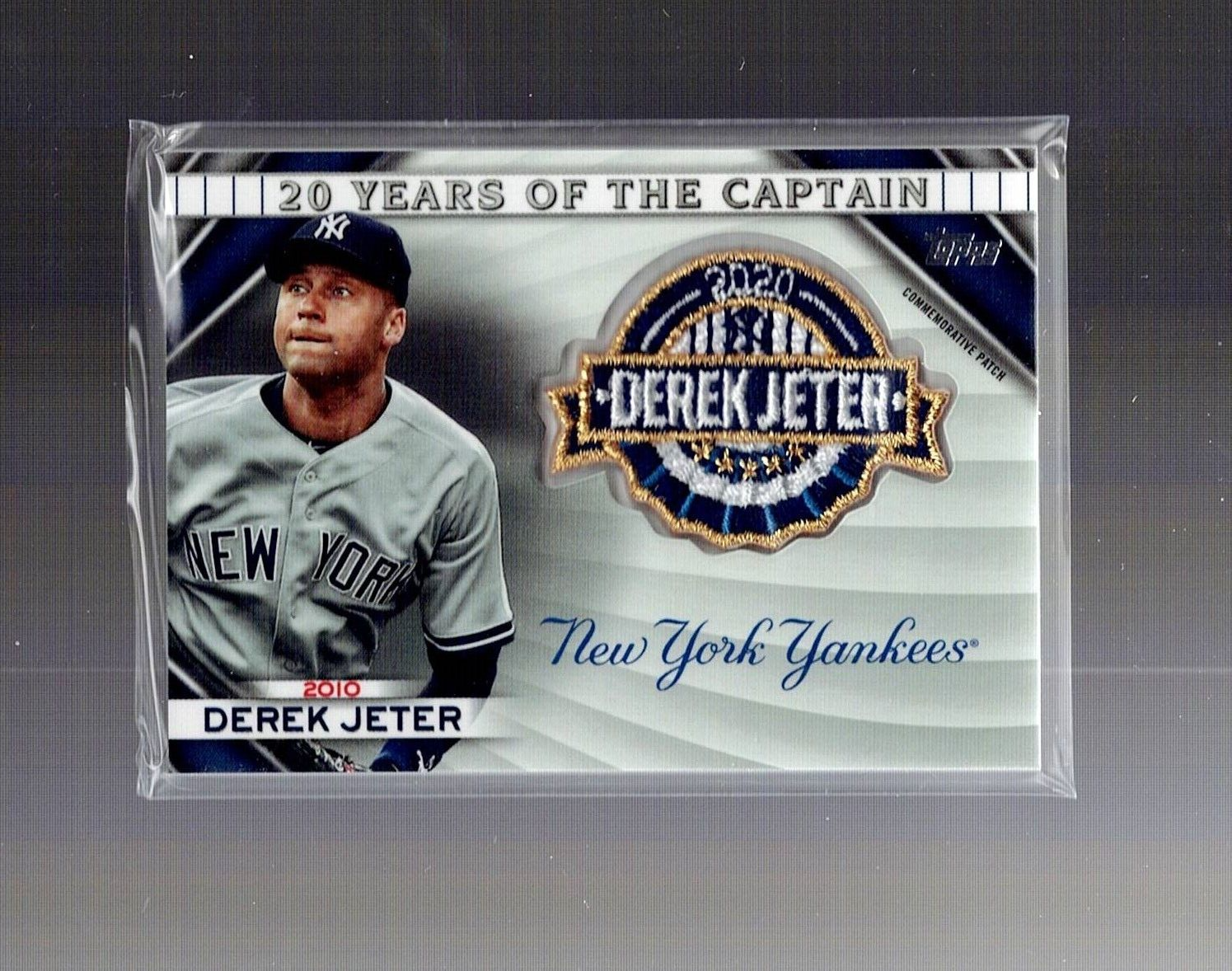 Derek Jeter HOF 2020 Topps 20 Years Of The Captain Patch Gold #/25 NY Yankees