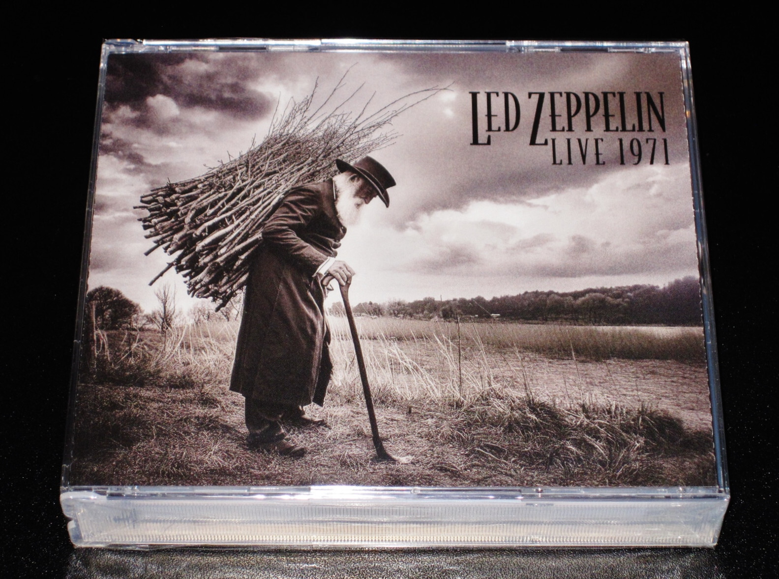 Led Zeppelin: Live 1971 4 CD Box Set 2024 Expensive Woodlands EU WL093CD NEW Led Zeppelin: Live 1971 4 CD Box Set 2024 Expensive Woodlands EU WL093CD NEW