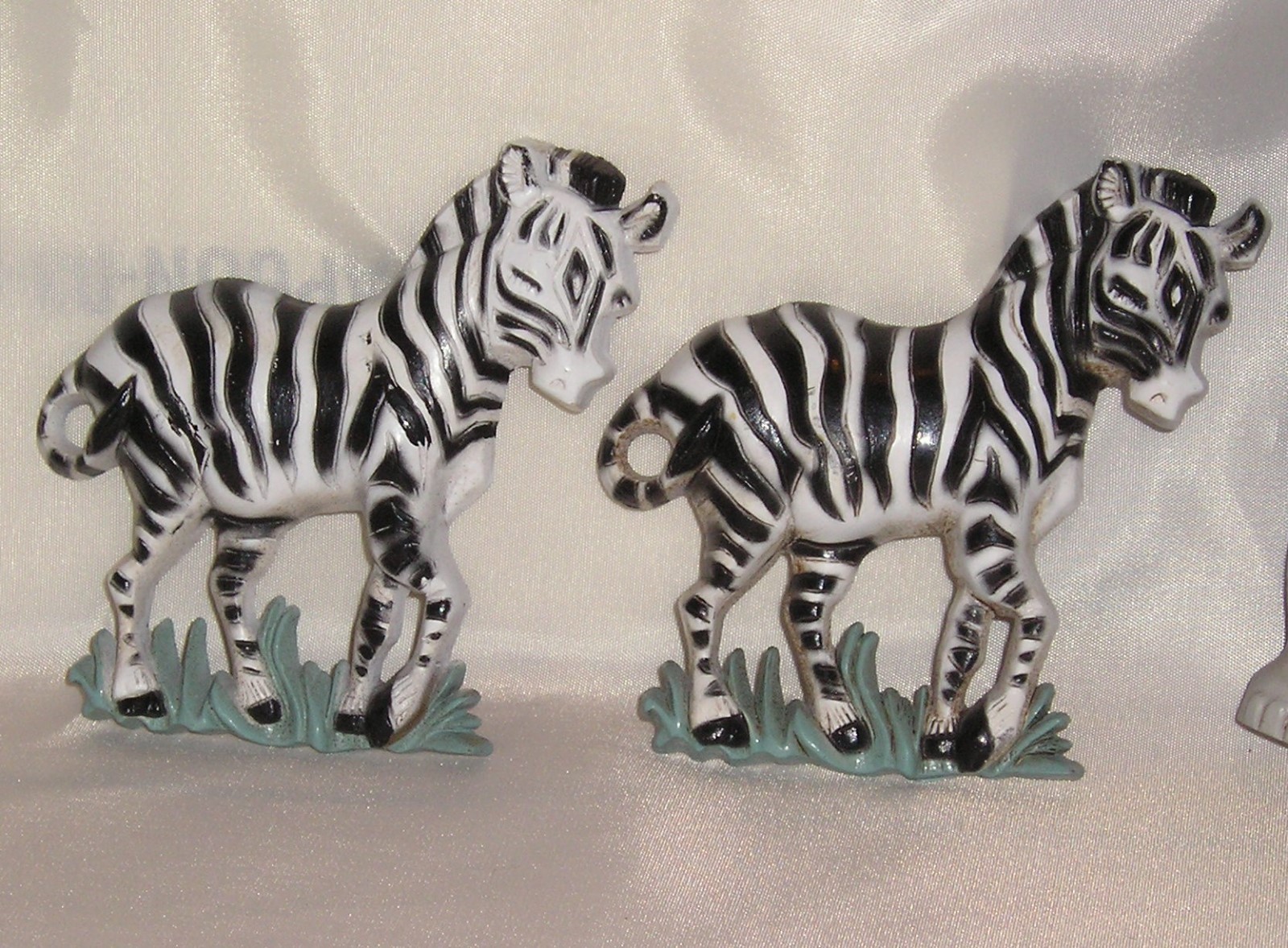 Lot of 7 Home Interiors Zebra, Elephant, Gorilla, Tiger Animal Wall Plaques