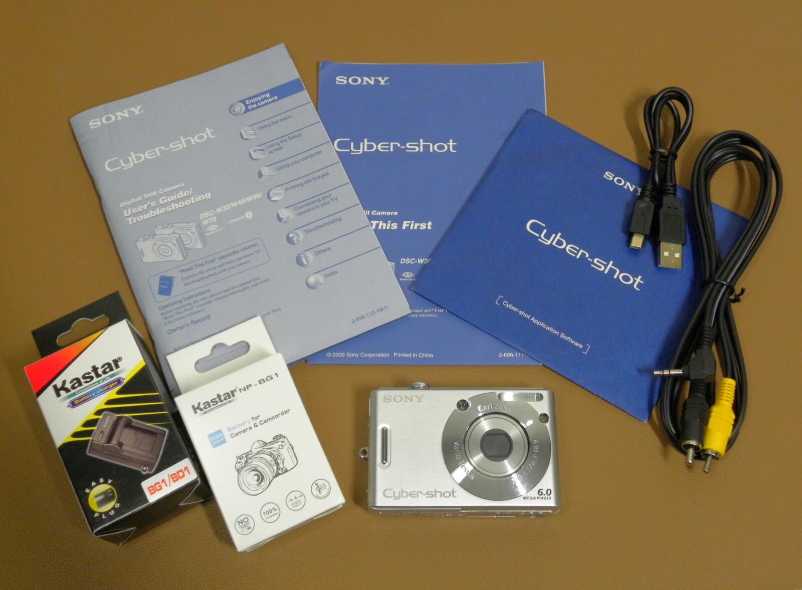 Sony Cyber-shot DSC-W30 Silver 6.0 MP Digital Camera w/ New