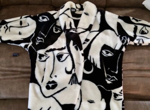 RARE 1980s Vintage Donnybrook Faces Faux Fur RARE 1980s Vintage Donnybrook Faces Faux Fur