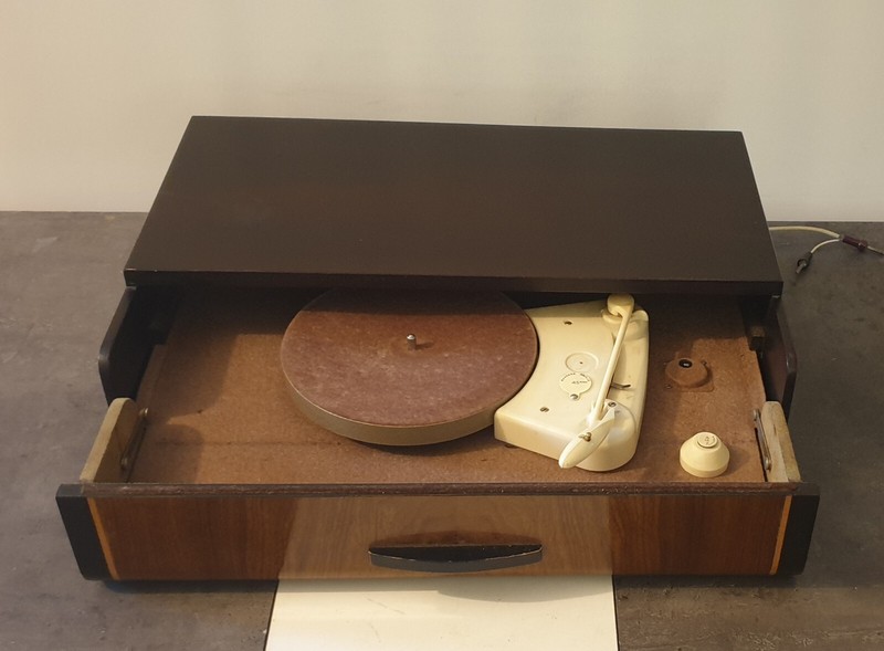 Ancien Tourne-Disque Radiola Ra 330a/01 ( AnnÃ©E 1952 , France ) Vintage