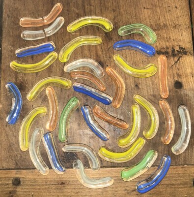 Art Glass 30 Pieces Swirl Glass Squiggles 2-2.5  Drops GR8 4 Decor