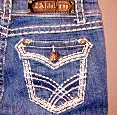 Women s LA Idol Jeans Size 7 Capri Dark Wash 30x18 Embellished