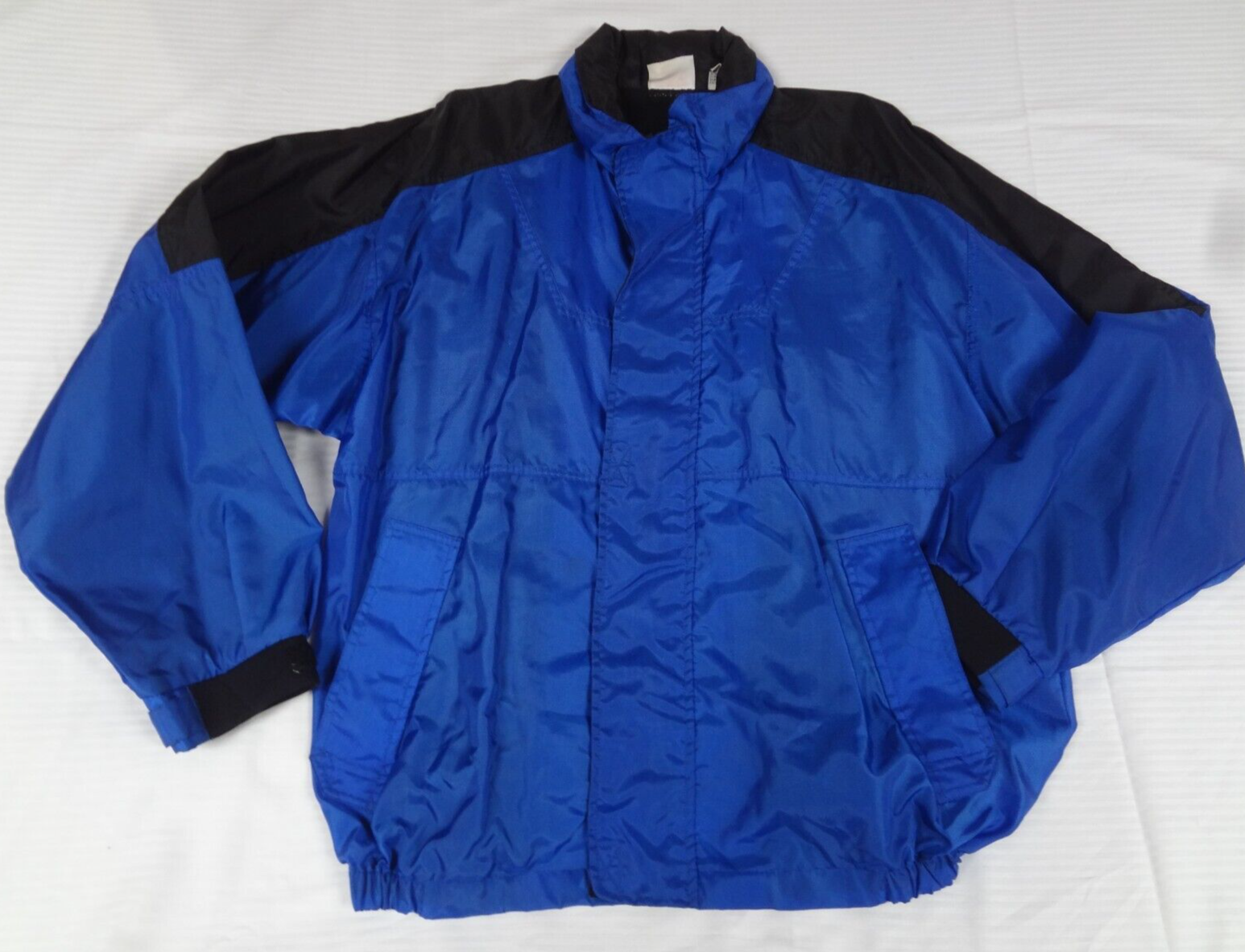 WINDBREAKER 初版 VINTAGE Marlboro Unlimited Blue Windbreaker Jacket zip up