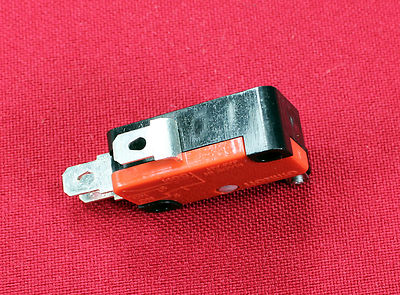 1x New Momentary Limit Micro Switch V-155-1C25 SPDT Snap Action Switch Roller 