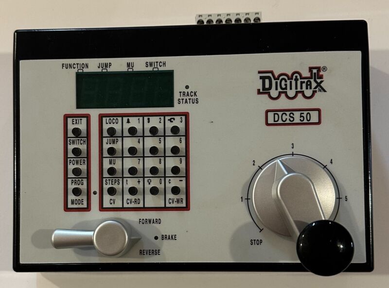 Digitrax DCS 50 Zephyr Starter Set 2.5amp -Includes Power Supply & Manual- Used