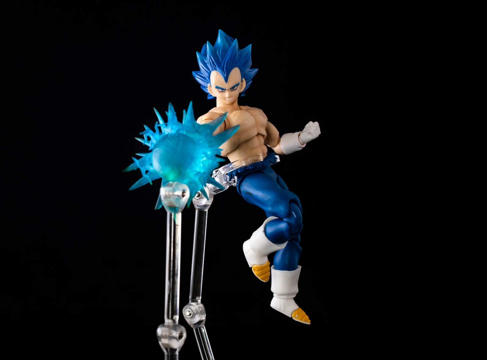 SH Figuarts Dragon Ball Custom Vegeta Blue Big Bang Attack SH Figuarts Dragon Ball Custom Vegeta Blue Big Bang Attack