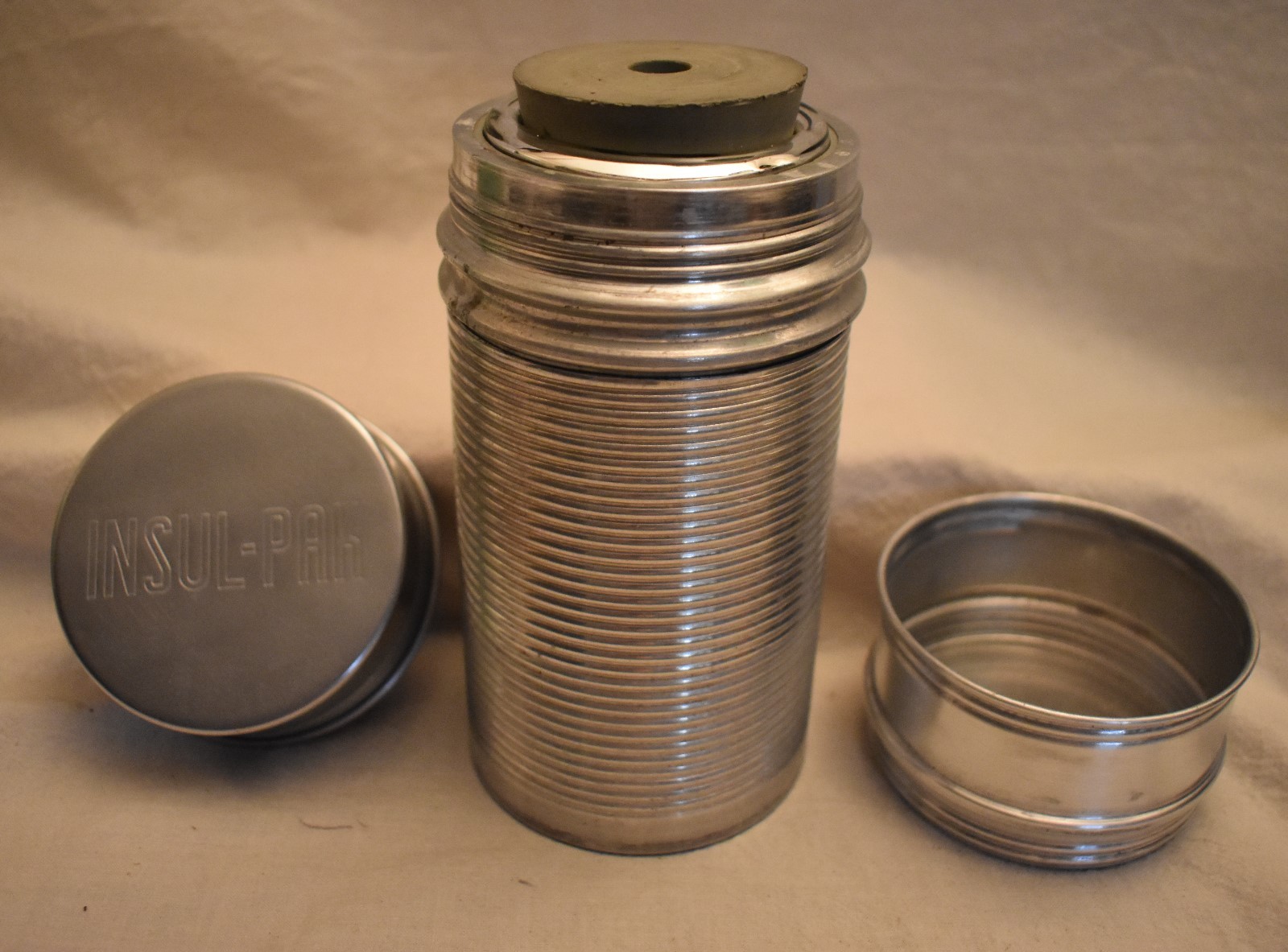 Thermos Brand Insul-Pak Model 9921 Metal thermos 7 3/8 inches tall Made in USA