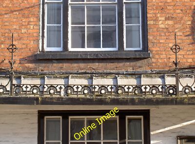 Photo 12x8 Intricate ironwork Tewkesbury Some decorative features of a bal c2014