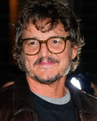 Pedro Pascal 8x10 Photo WM