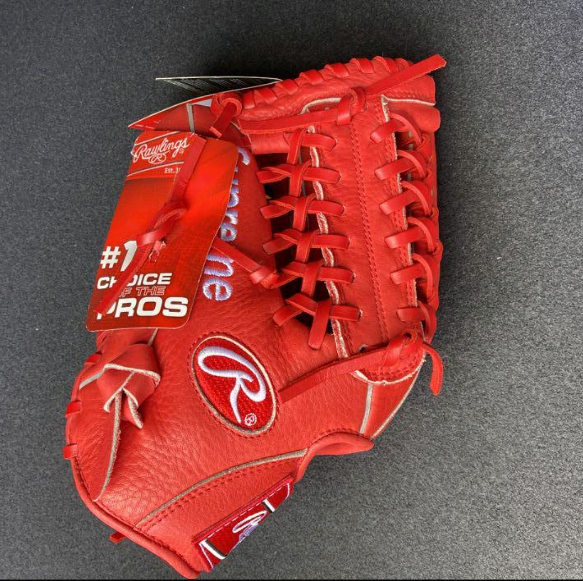 Supreme x Rawlings Baseball Glove Red 2012 Limited Edition Supreme x Rawlings Baseball Glove Red 2012 Limited Edition