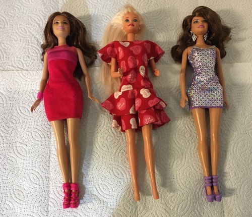Lot Of 3 Barbie Dolls With Clothing | eBay