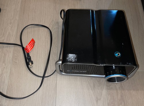 Discovery Wonderwall Expedition Entertainment II LCD Projector