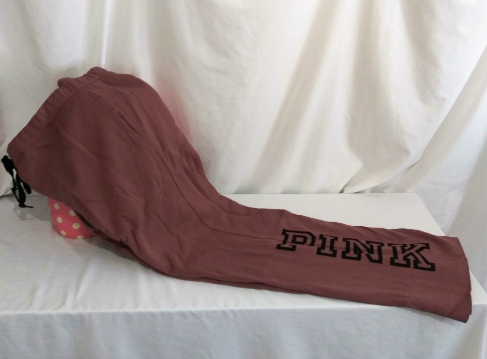 Pre-owned Victoria's Secret Victorias Secret Pink Graphic Boyfriend Slouchy Sweatpants Sweat Pant L In Cocoa Powder